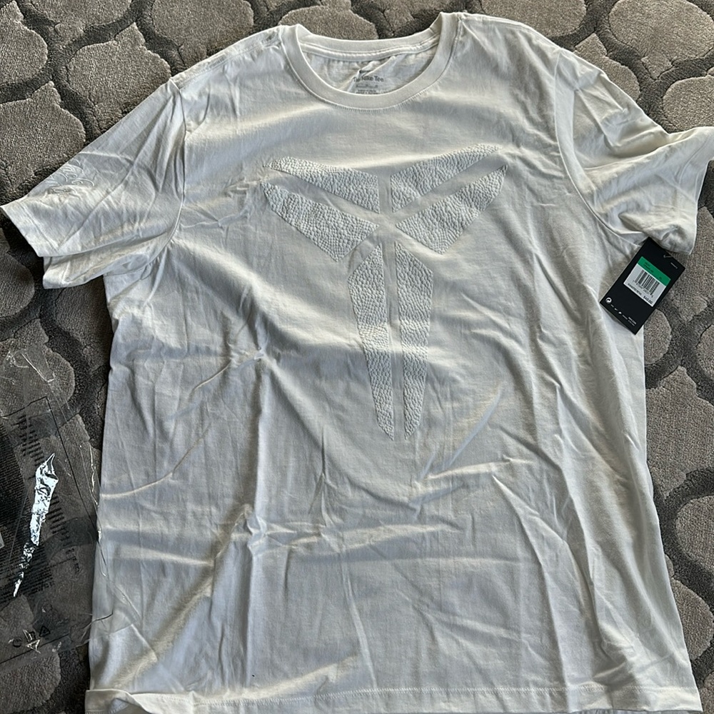 KOBE NIKE men’s t- shirt